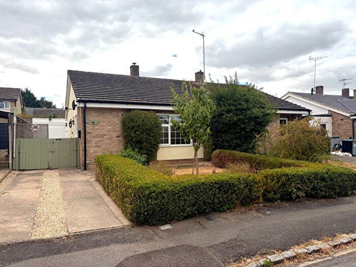2 Bedroom Bungalow To Rent In Wychwood Close, Milton-under-Wychwood, Chipping Norton, OX7
