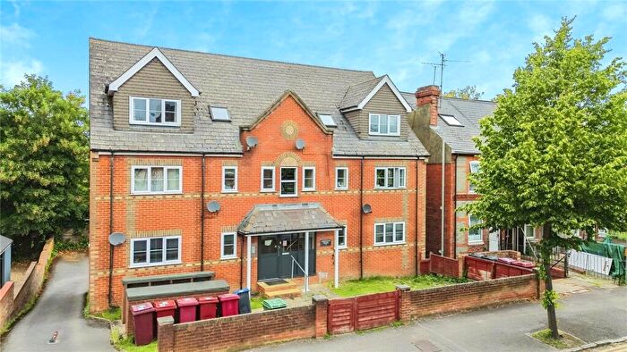 1 Bedroom Apartment For Sale In Addington Road, Reading, Berkshire, RG1