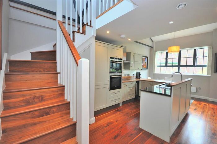 2 Bedroom Flat To Rent In Piccadilly, York, YO1