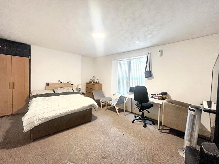 6 Bedroom House To Rent In Arundel Crescent, Plymouth, PL1