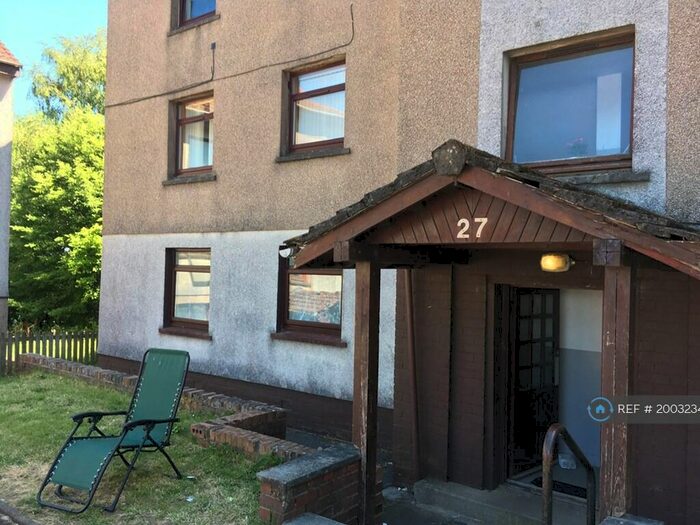2 Bedroom Flat To Rent In Kilcreggan View, Greenock, PA15