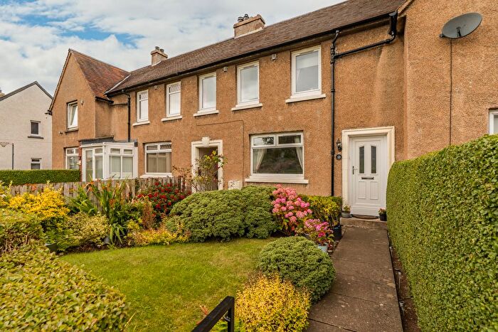 3 Bedroom Terraced House For Sale In Clermiston Green, Edinburgh, EH4