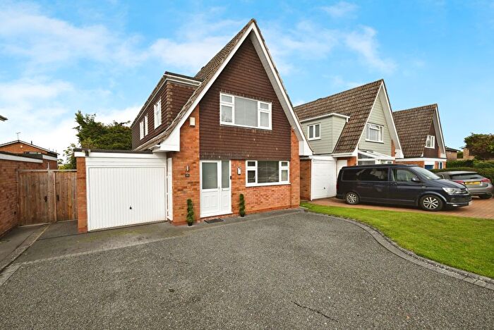 4 Bedroom Detached House For Sale In Buccleuch Close, Dunchurch, Rugby, CV22