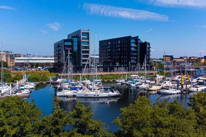 2 Bedroom Flat For Sale In Bayscape, Cardiff Bay, CF11