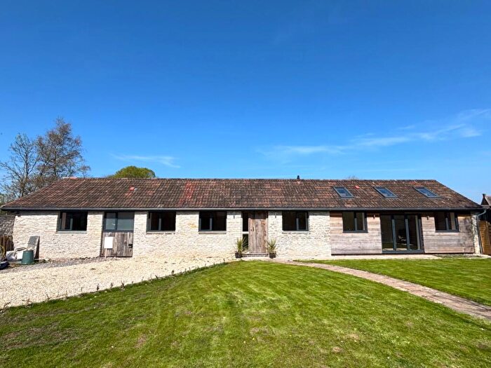 4 Bedroom Barn For Sale In Midsomer Norton, Radstock, Somerset, BA3