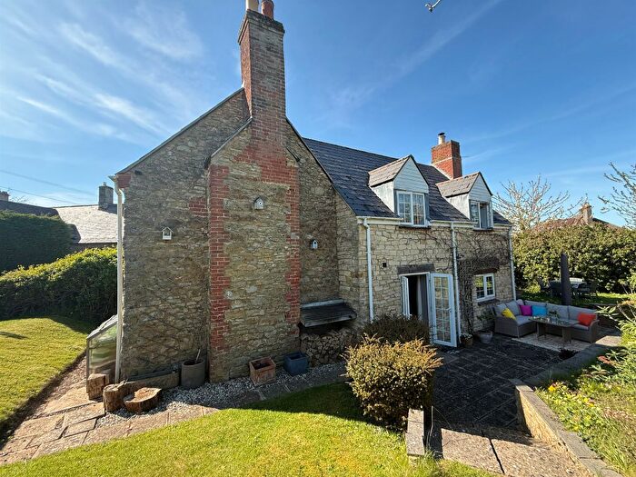 4 Bedroom Cottage For Sale In Westrop, Highworth, Swindon, SN6