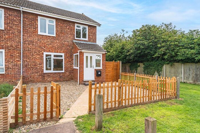 2 Bedroom End Of Terrace House For Sale In Boton Drive, Dereham, NR19
