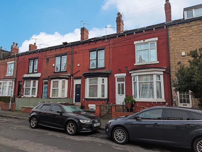 4 Bedroom Property For Sale In Nowell Crescent, Leeds, West Yorkshire, LS9