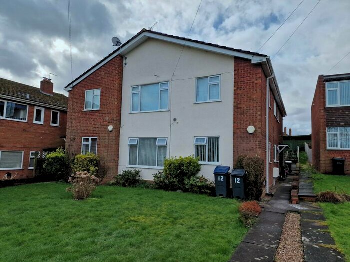 2 Bedroom Maisonette To Rent In Mottrams Close, Sutton Coldfield, B72