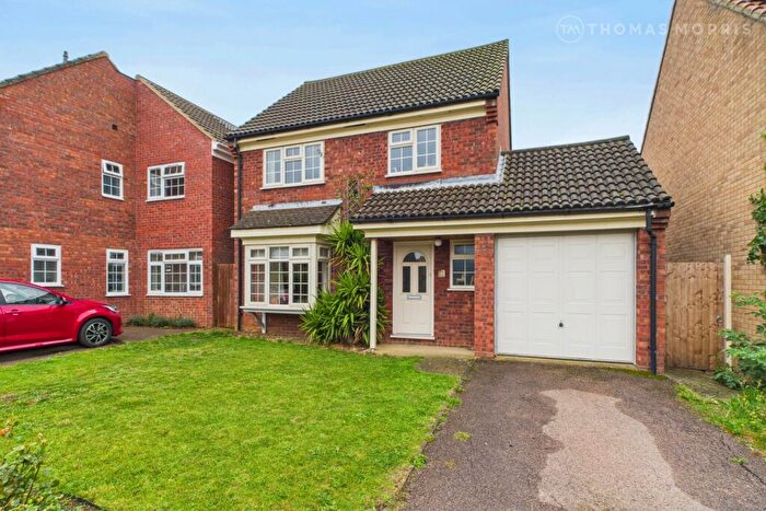 3 Bedroom Detached House For Sale In Trent Close, St. Ives, Cambridgeshire, PE27
