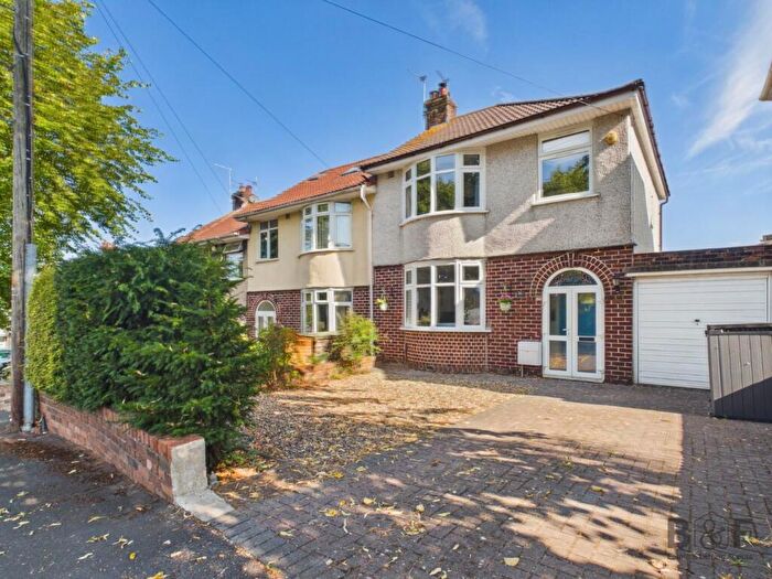 3 Bedroom End Of Terrace House For Sale In Gordon Avenue, Whitehall, BS5