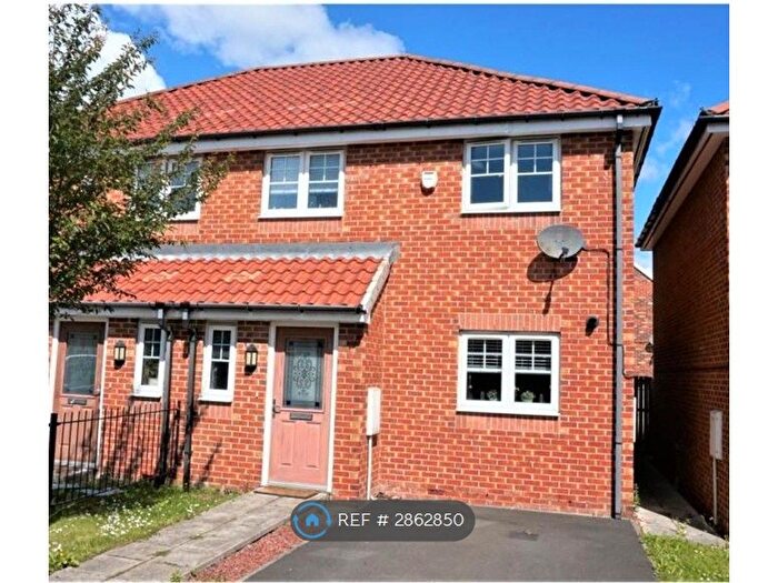 3 Bedroom Semi Detached House To Rent In Druridge Drive, Newcastle Upon Tyne, NE5
