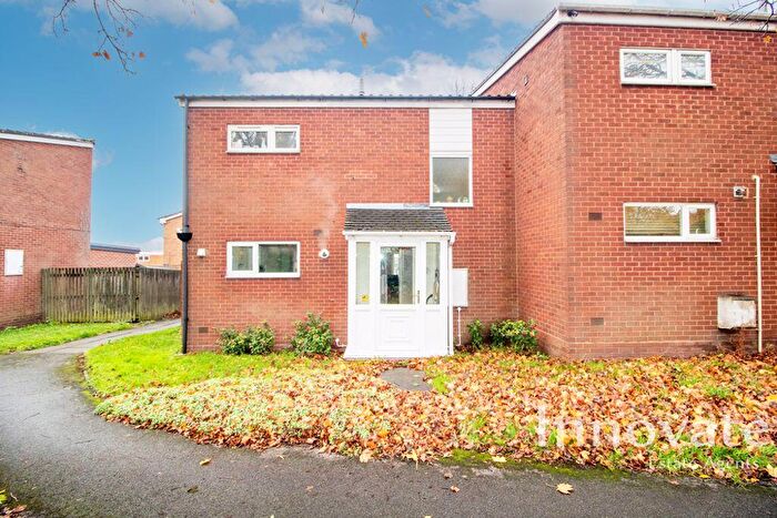 3 Bedroom End Of Terrace House For Sale In Nine Pails Walk, West Bromwich, B70