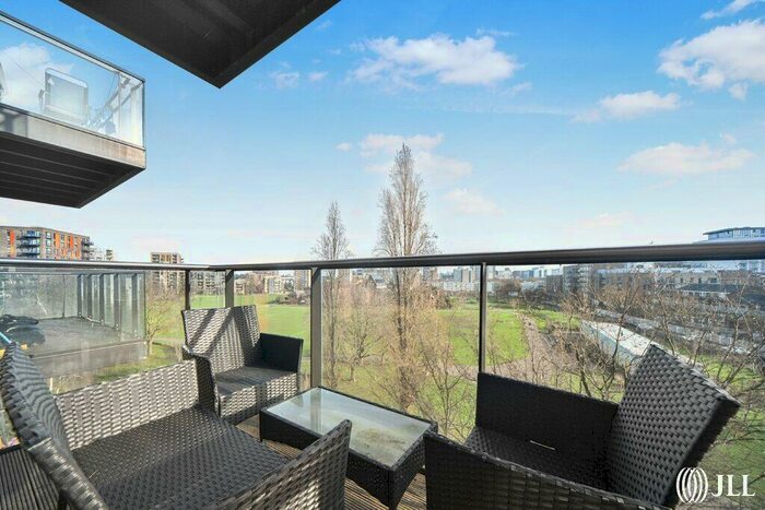 1 Bedroom Flat To Rent In Pavilion Apartments, London, E14
