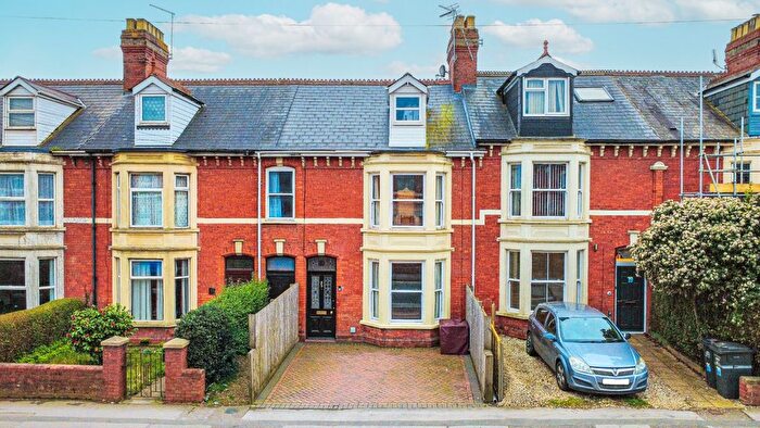 5 Bedroom Terraced House For Sale In Greenway Road, Taunton, Somerset - No Chain!, TA2