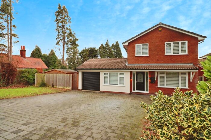 4 Bedroom Detached House For Sale In Raby Drive, Raby Mere, CH63