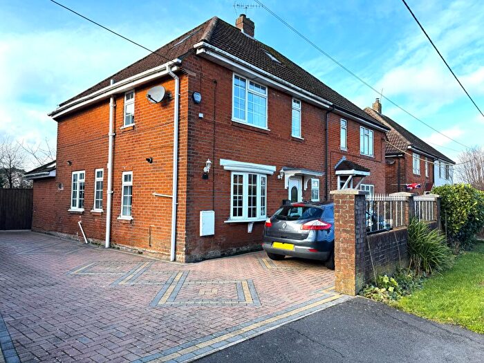 3 Bedroom Semi-Detached House For Sale In Swaythling Road, West End, Southampton, SO30