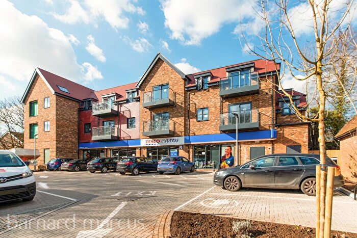 1 Bedroom Apartment For Sale In Outwood Lane, Chipstead, Coulsdon, CR5