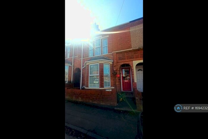 3 Bedroom Terraced House To Rent In Rokeby Street, Rugby, CV21