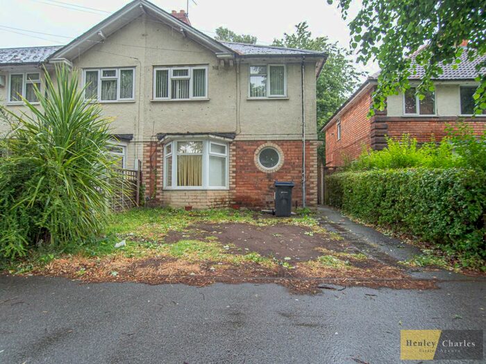 3 Bedroom Semi-Detached House To Rent In Kings Road, Kingstanding, Birmingham, B44
