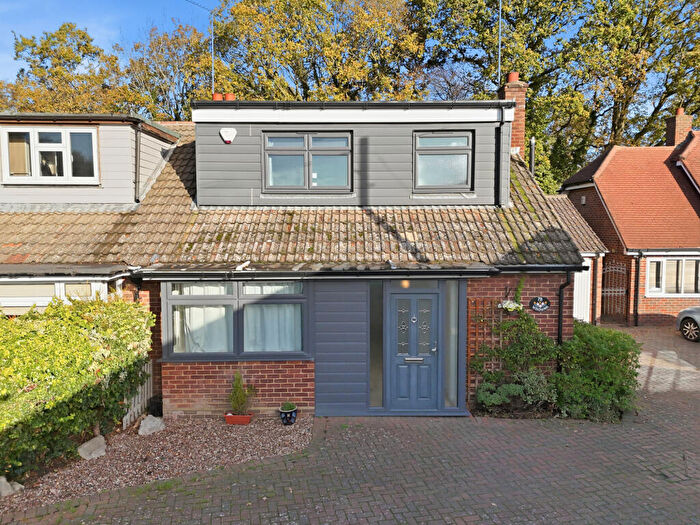 4 Bedroom Semi-Detached House For Sale In Victors Crescent, Hutton, Brentwood, CM13