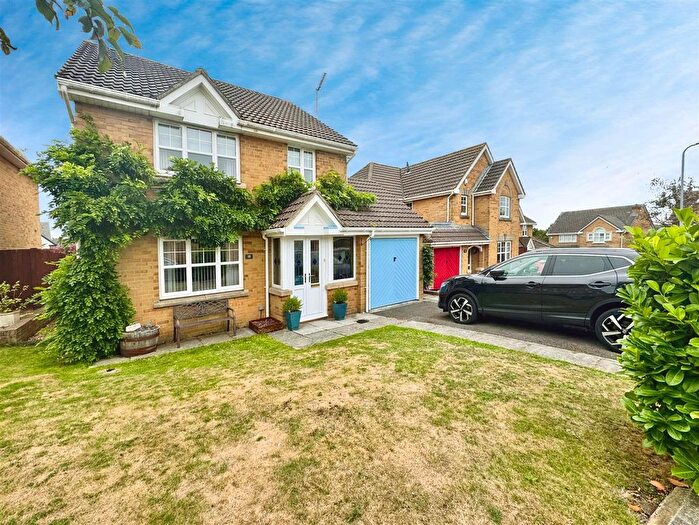 3 Bedroom Detached House For Sale In Heol Glaslyn, Caldicot, NP26
