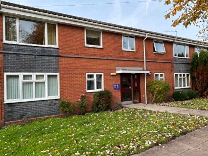 1 Bedroom Flat To Rent In Lord Street, Merridale, Wolverhampton, WV3