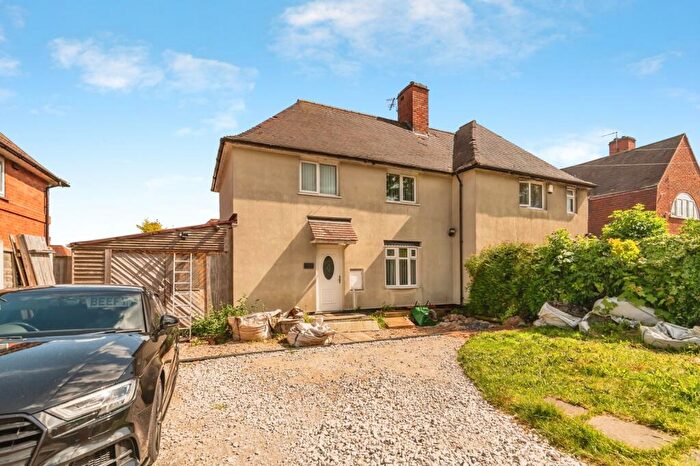 3 Bedroom Semi Detached House For Sale In Seaton Crescent, Nottingham, Nottinghamshire, NG8
