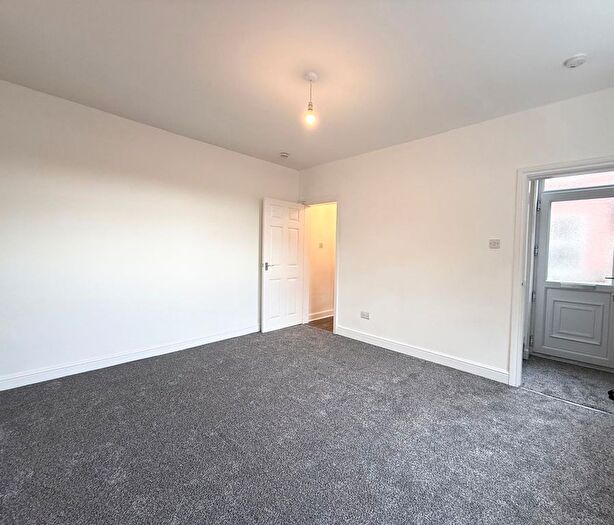 2 Bedroom Terraced House To Rent In Stairfoot, S71