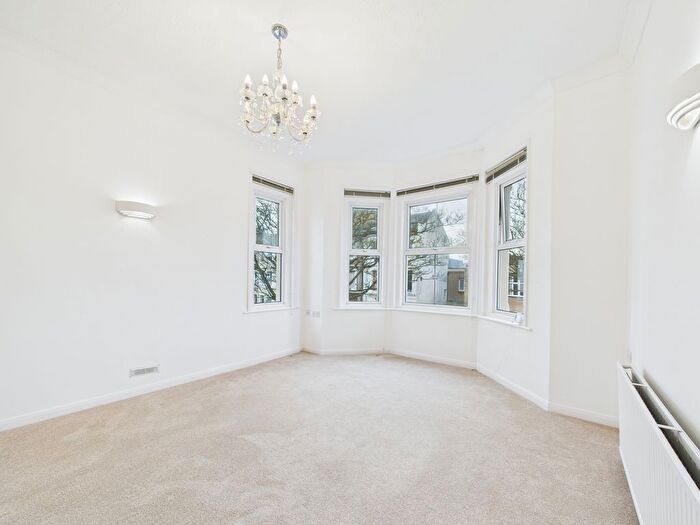 1 Bedroom Flat To Rent In Selden Road, Worthing, BN11