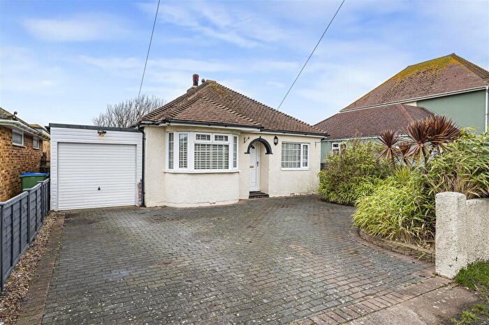 2 Bedroom Detached Bungalow For Sale In Southdown Avenue, Peacehaven, BN10