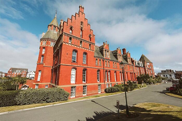 1 Bedroom Apartment For Sale In The Apartments, Promenade, Southport, Sefton, PR9