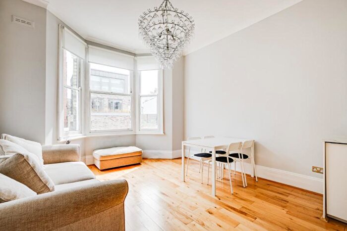 2 Bedroom Flat To Rent In Messina Avenue, West Hampstead, NW6