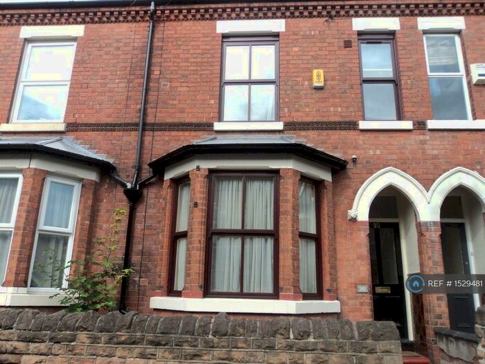 6 Bedroom Semi-Detached House To Rent In Midland Avenue, Nottingham, NG7