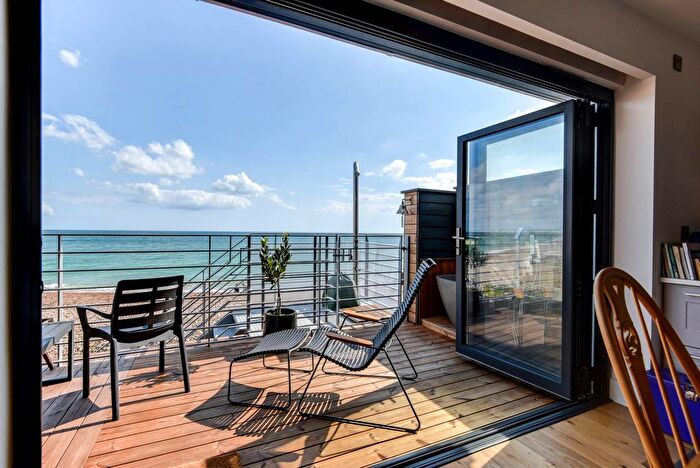 2 Bedroom Detached House To Rent In `Beach Cottage` Brighton Road, Lancing, BN15