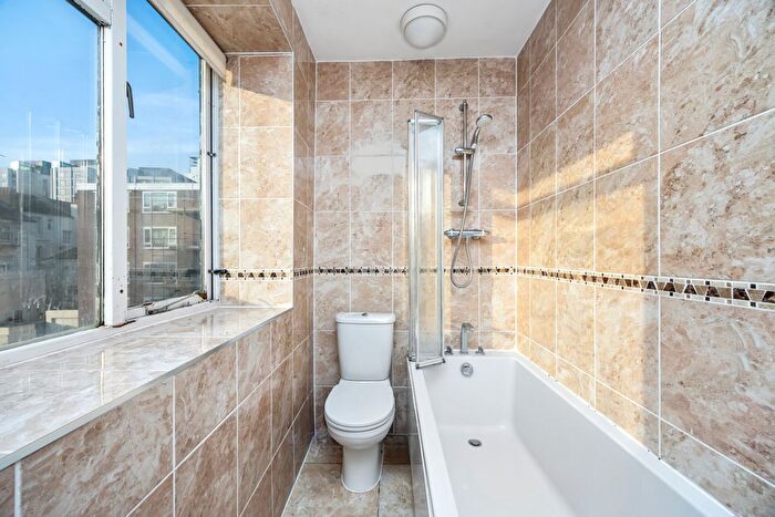1 Bedroom Flat For Sale In Chesham Place, Brighton, BN2