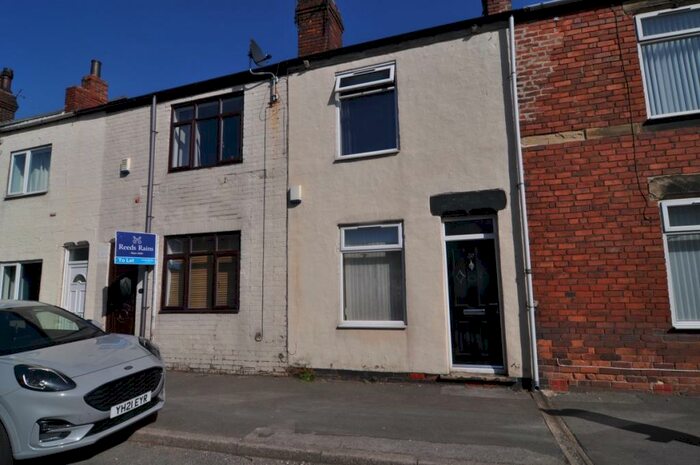 2 Bedroom House To Rent In Mexborough Road, Bolton On Dearne, S63