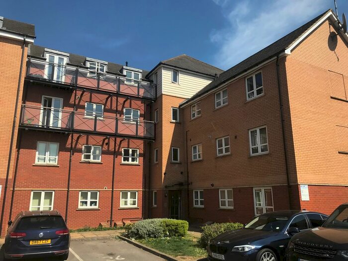 2 Bedroom Flat To Rent In Cotton Court, Southbridge, Northampton, NN4