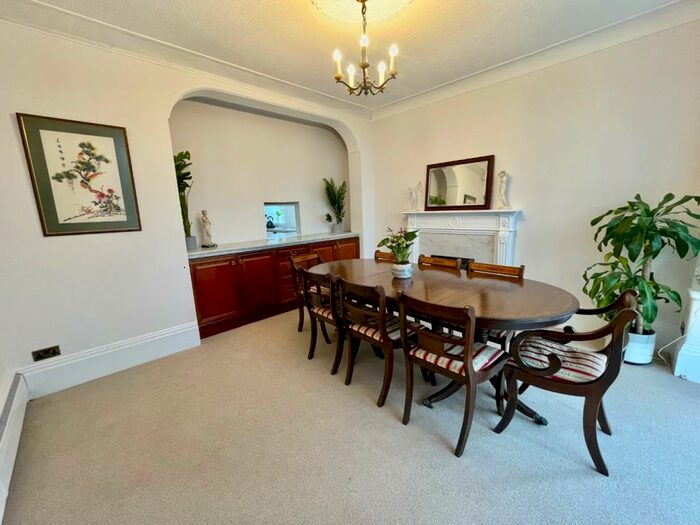 7 Bedroom Detached House For Sale In Woodlands Drive, Atherton