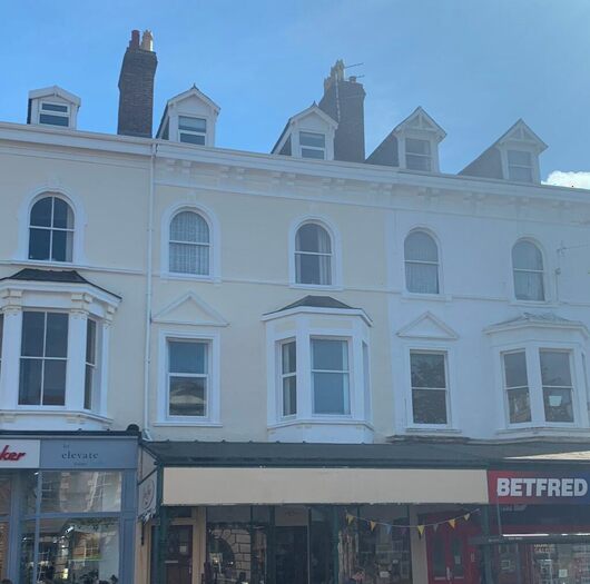 2 Bedroom Apartment To Rent In Lloyd Street, Llandudno, LL30