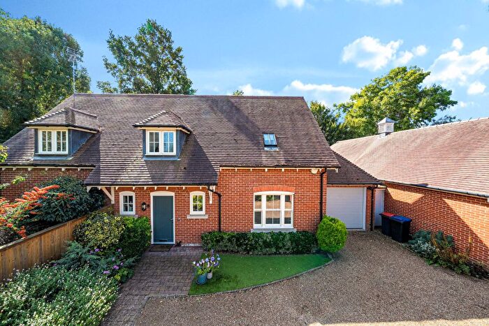 4 Bedroom Detached House For Sale In The Mount, Canterbury, CT3