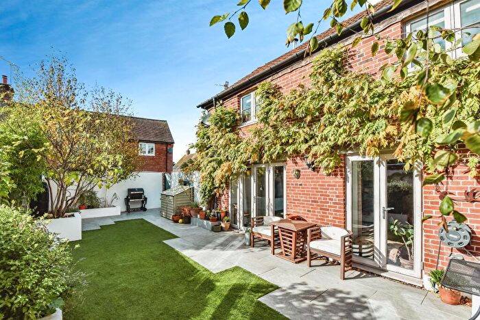 4 Bedroom Barn Conversion For Sale In Gyes Old Yard, Market Lavington, Devizes, SN10