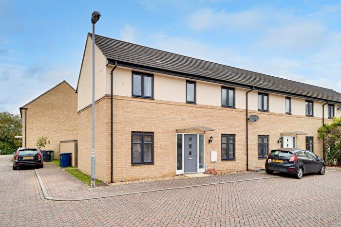 3 Bedroom End Of Terrace House For Sale In Skylark Place, St. Ives, Cambridgeshire, PE27