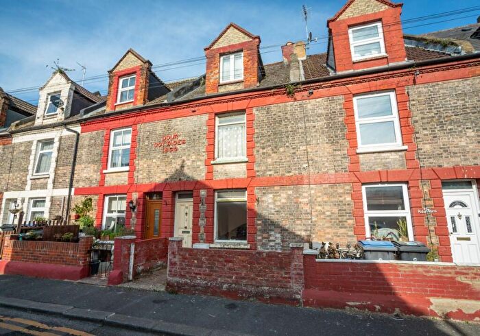 4 Bedroom Terraced House For Sale In Maison Dieu Place, Dover, Kent, CT16