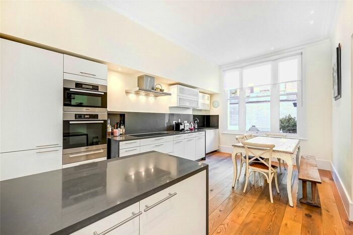 3 Bedroom Flat To Rent In Brechin Place, South Kensington, SW7
