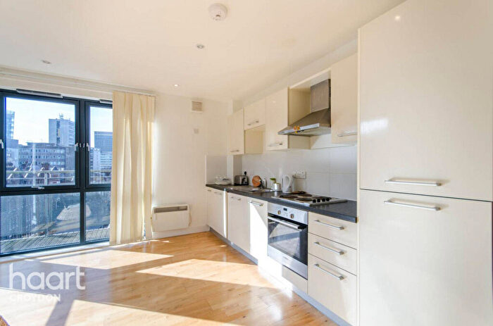 2 Bedroom Flat To Rent In Waterworks Yard, Croydon, CR0