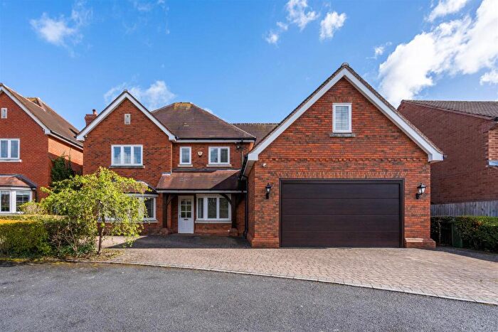 5 Bedroom Detached House For Sale In Berkswell Close, Solihull, B91