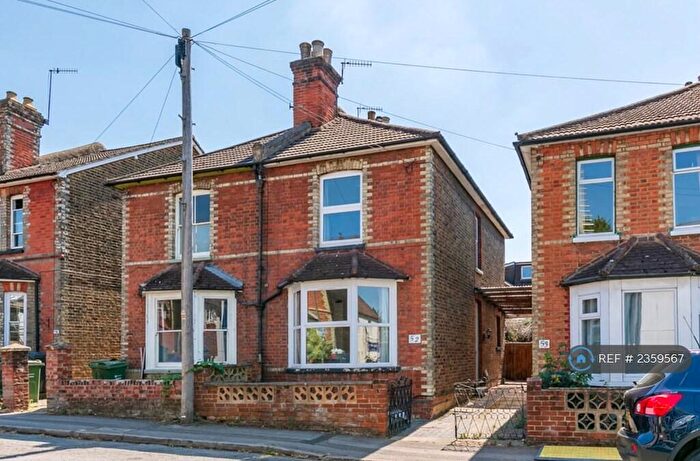 5 Bedroom Semi-Detached House To Rent In Artillery Road, Guildford, GU1