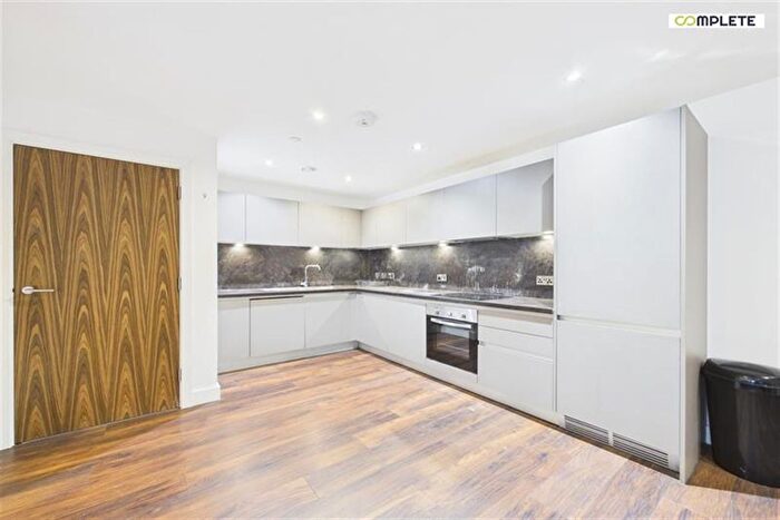 3 Bedroom Flat To Rent In The Assembly, Cambridge St, Manchester, M1