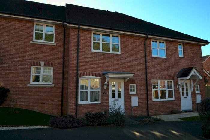 2 Bedroom House To Rent In Stockbridge Road, Fleet, GU51